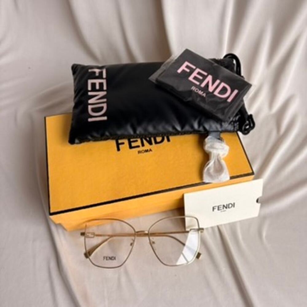 Fendi FE50084U Oversized Square Cat-Eye Optical Frames - Gold-Tone, Brand New - Picture 6 of 11